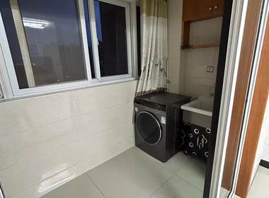 亚东滨江和园 1室0厅0卫