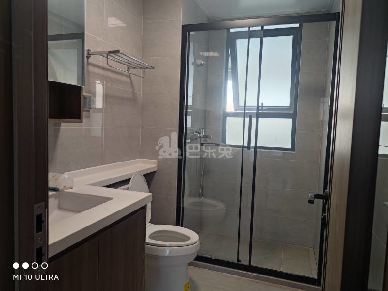 世茂·璀璨睿湾13585973周边环境图2