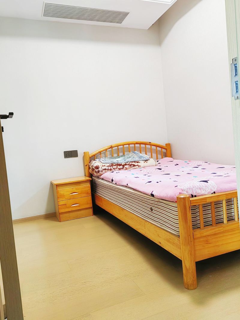 江畔月明府13586028周边环境图12