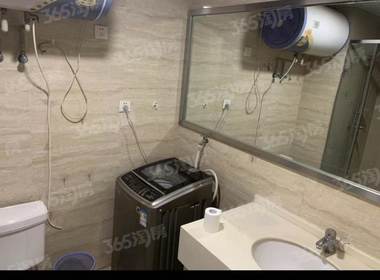 皇冠钻石双星 1室0厅0卫