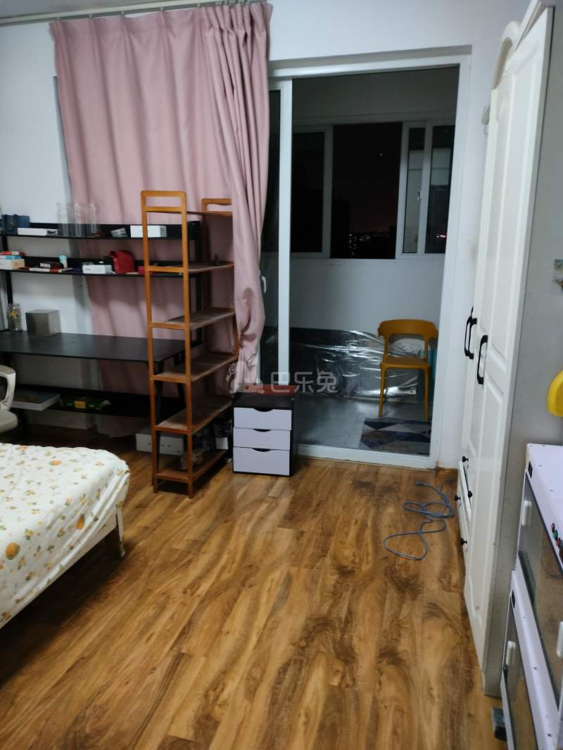 匡巷三村13591937卧室图1