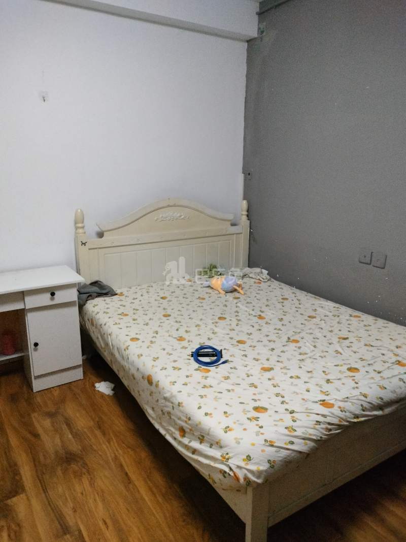 匡巷三村13591937卧室图2