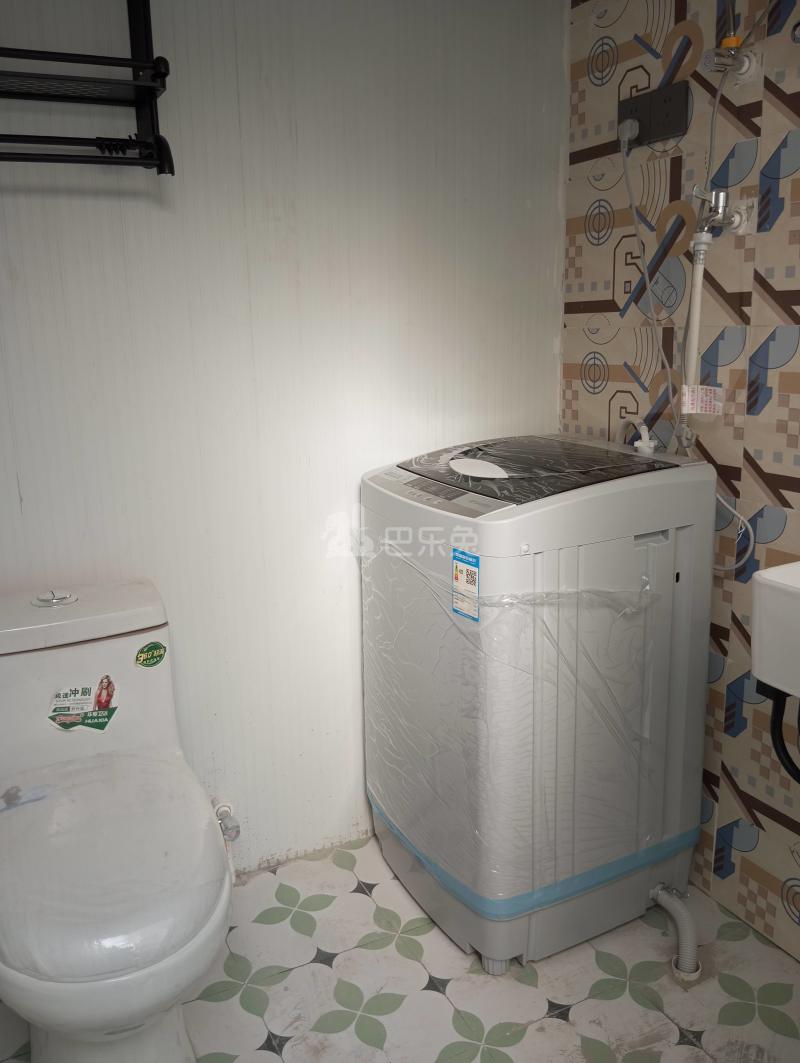 新春村李家宅13593666卫生间图5