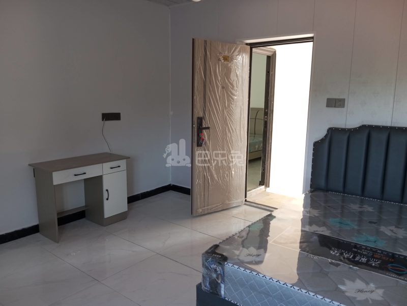 新春村李家宅13593671卧室图2