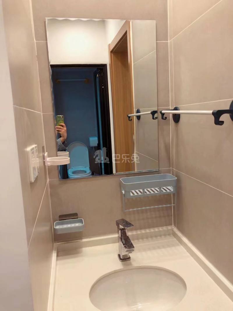 东大影壁小区13596689周边环境图3