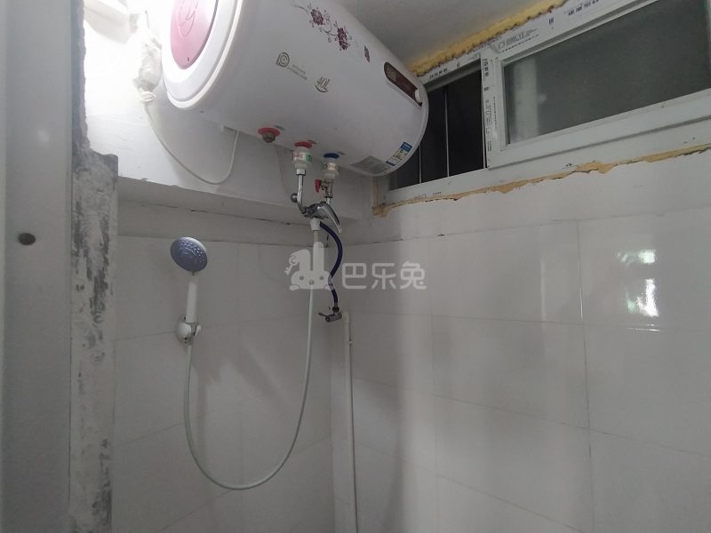 珠光村1359250卫生间图7