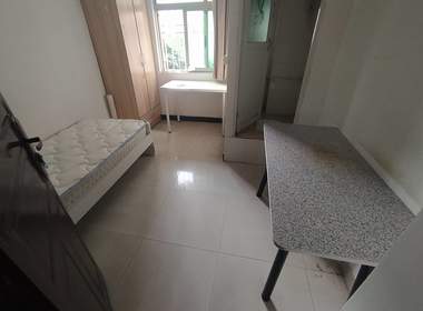 珠光村 1室0厅1卫