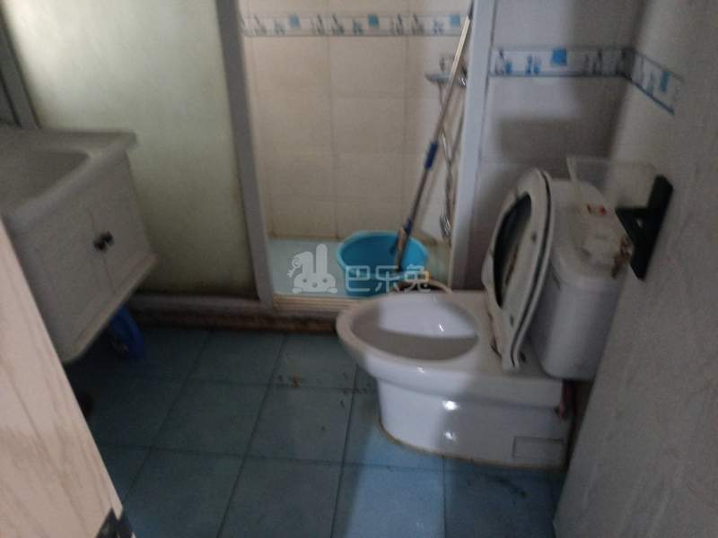 绿地康桥新苑7511370卫生间图9