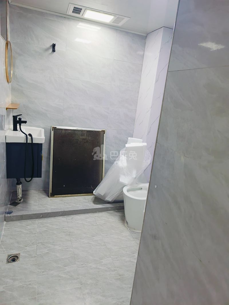 莘闵花园13631561卫生间图6