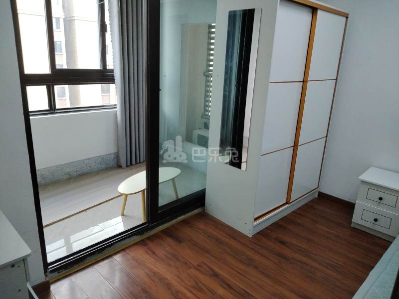 新顾城申方苑13670290卧室图3