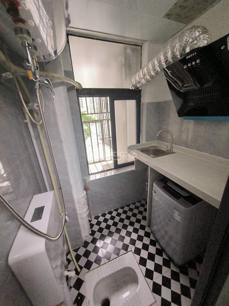 明珠花园13673134卫生间图4