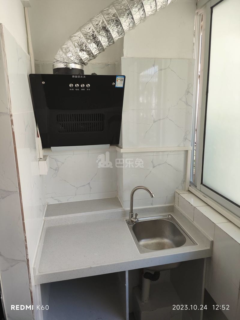 龙城新苑13678023厨房图5