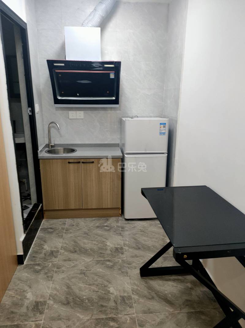 民丰村陆家宅13701074卧室图1