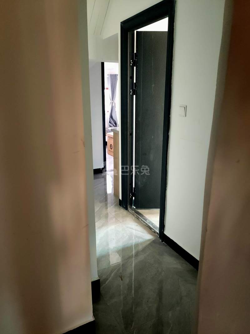 民丰村陆家宅13701109卧室图3