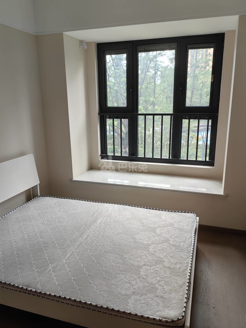 卓越大江悦府13705090卧室图2