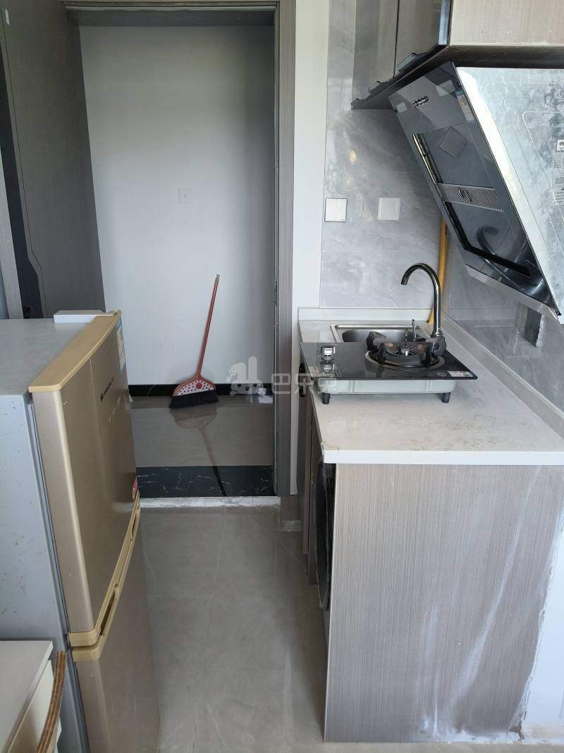 巷佳华苑1期13717052厨房图5