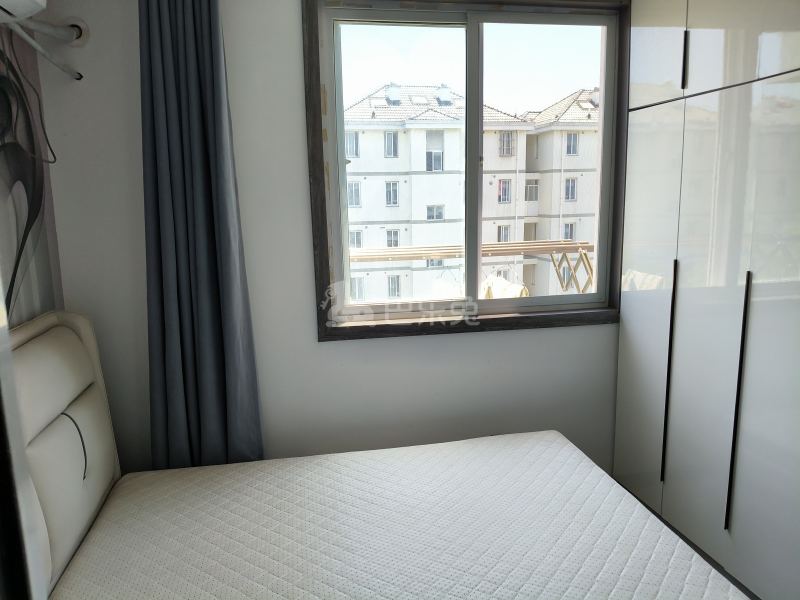 巷佳华苑1期13717052卧室图3