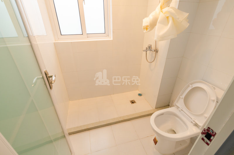 金海华城华彩新苑13740645卫生间图7