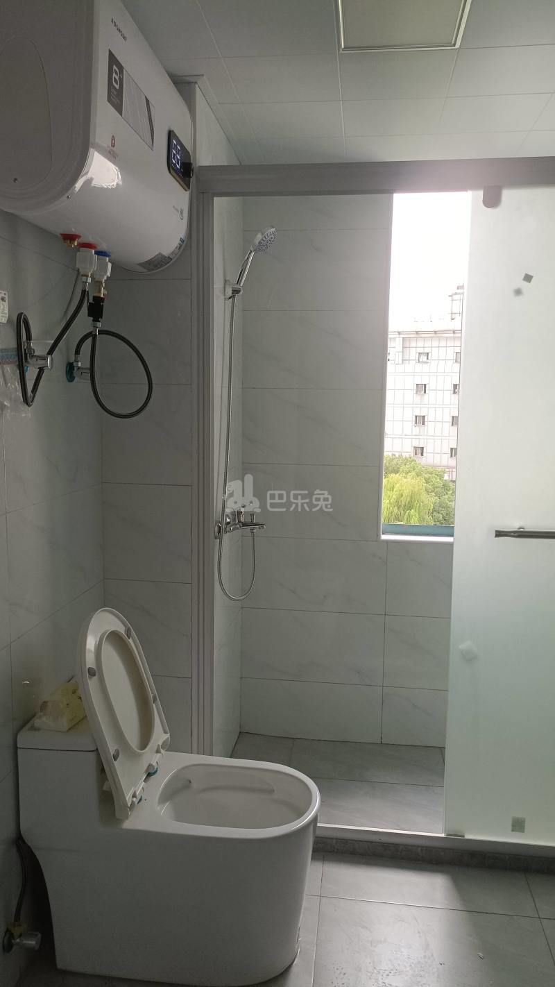 滨江雅苑13749716卫生间图21