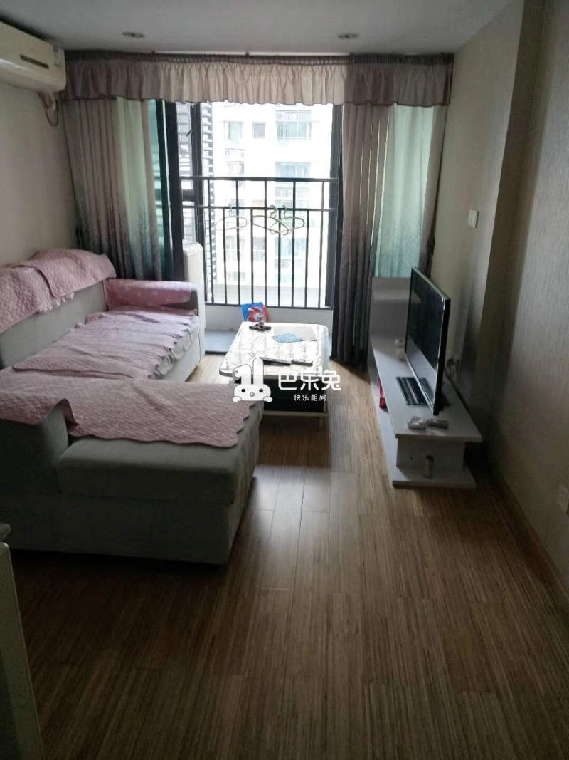 黄阁路与沙园路交汇处东北角(大运会馆