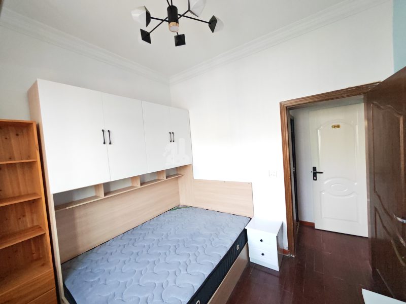 吴胜别墅13785787卧室图2