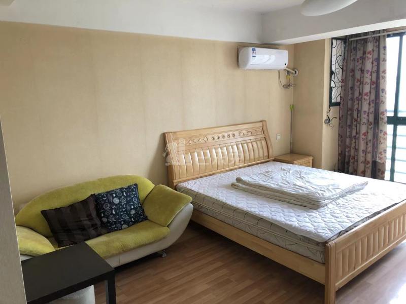 辰龙广场13800087卧室图1