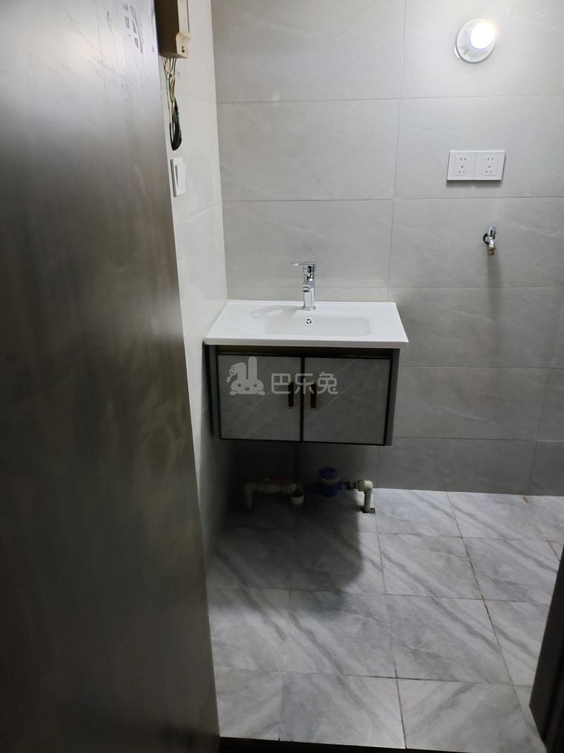 新奉公路581弄13832254卫生间图18