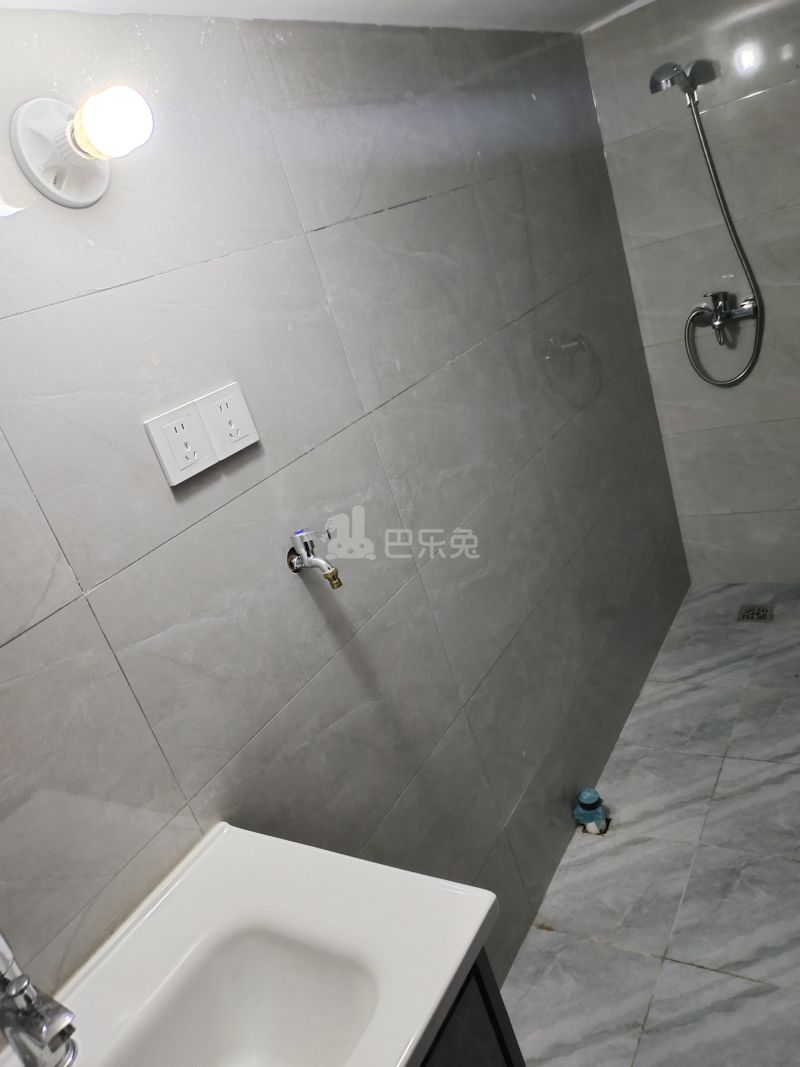 新奉公路581弄13832254卫生间图17