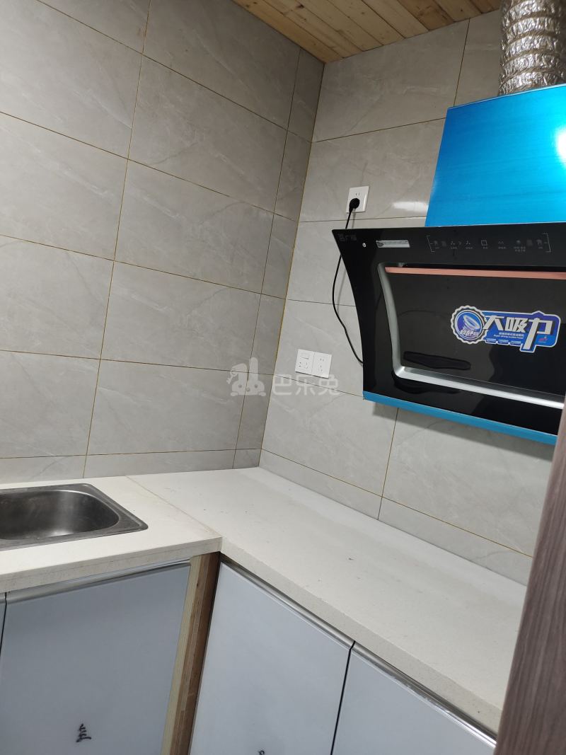新奉公路581弄13832247厨房图2