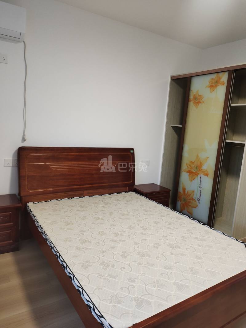 新奉公路581弄13832248卧室图4