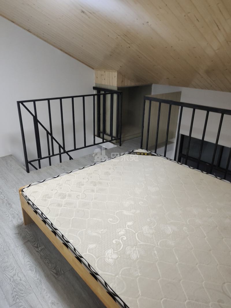 新奉公路581弄13832251卧室图2