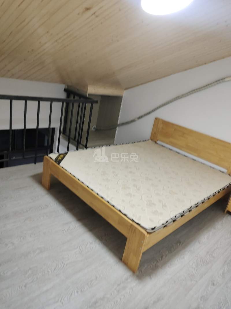 新奉公路581弄13832251卧室图1