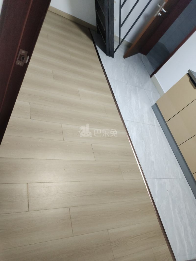 新奉公路581弄13832251客厅图3