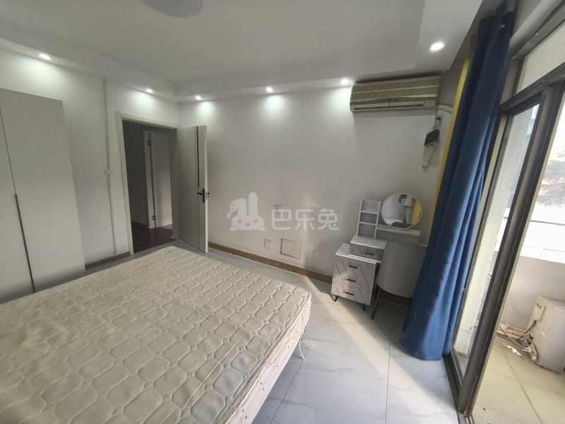 新青浦花苑一区13836615卧室图3