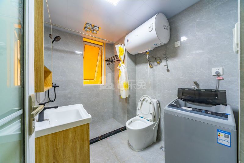 金海华城康平佳苑13871392卫生间图4