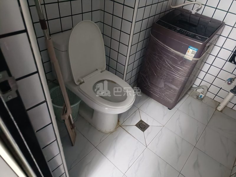 虹口商城13898346卫生间图4