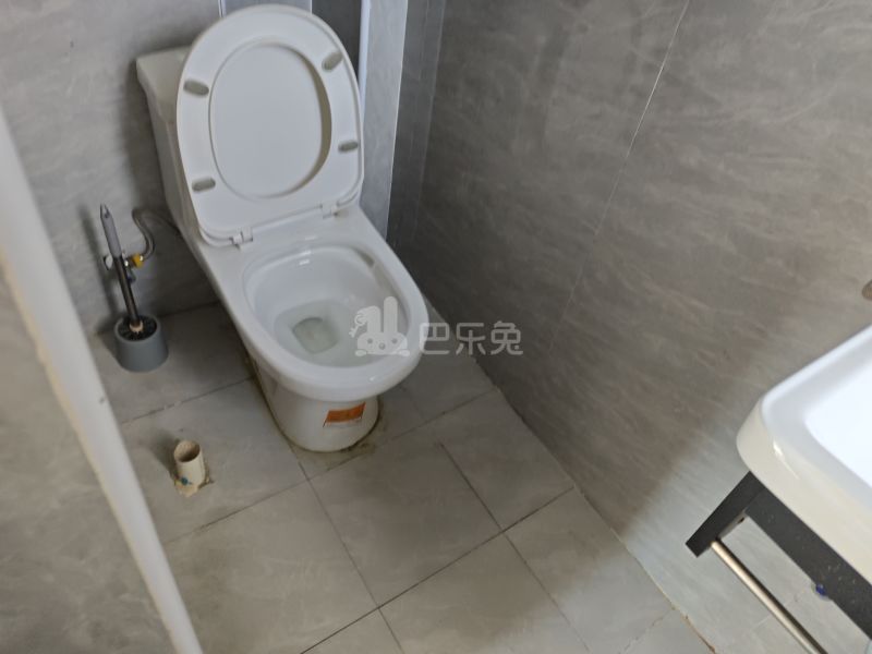 友谊康苑A区13906585卫生间图5