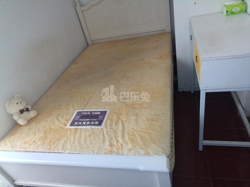 怡苑阁1390797卧室图0