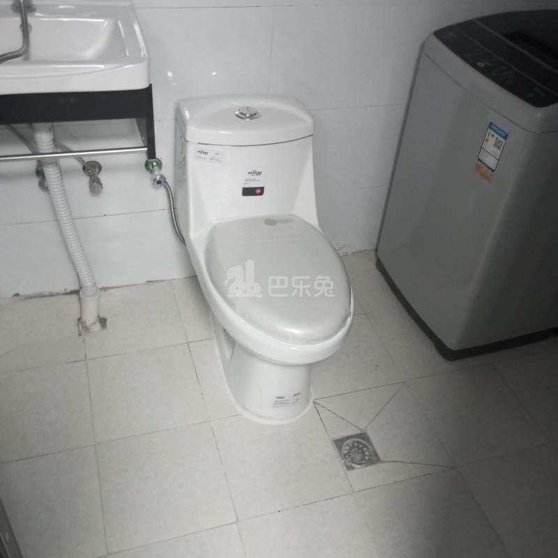 湾张村13909484卫生间图6