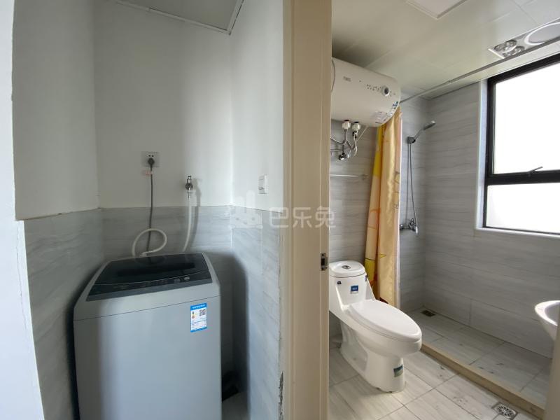 齐友佳苑13932225卫生间图4