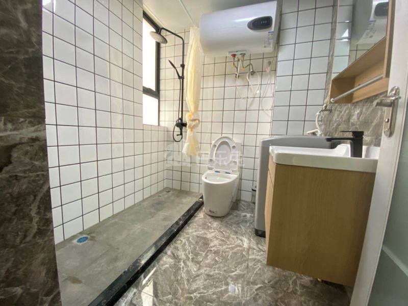 齐友佳苑13949481卫生间图6