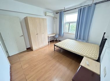 张江东区公寓 1室0厅0卫