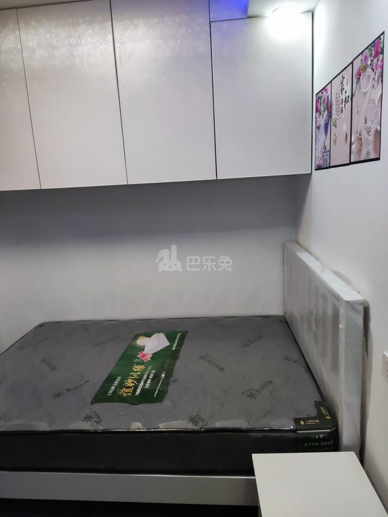 梅园村六组13977034卧室图1