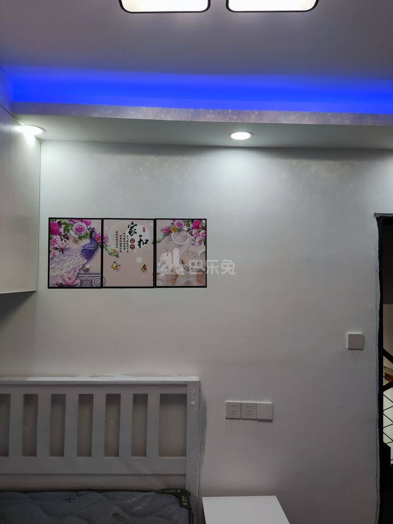 梅园村六组13977034卧室图2