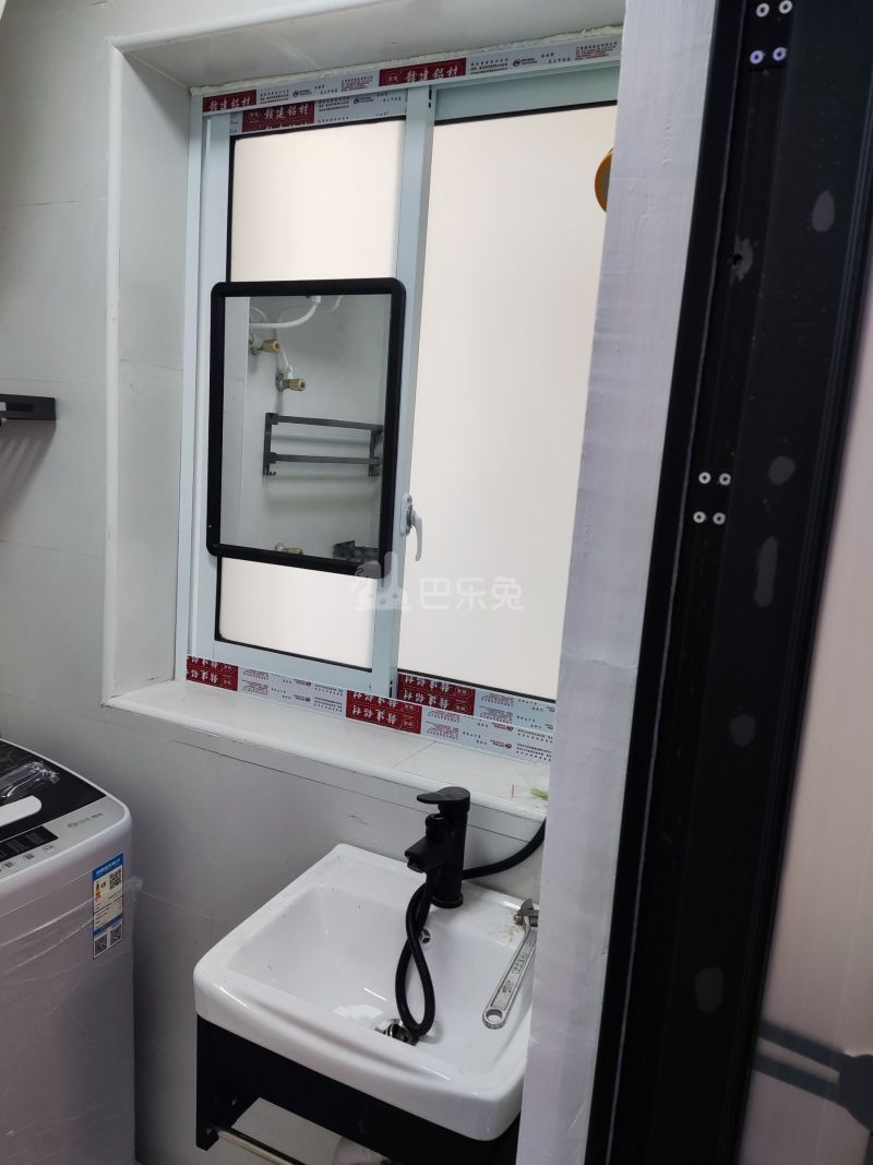 梅园村六组13977034卫生间图7