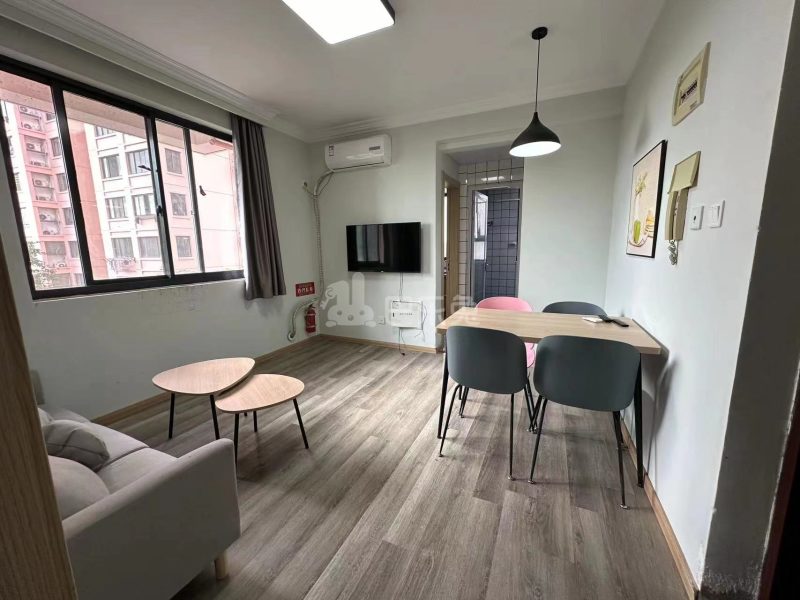 齐友佳苑13999759客厅图0