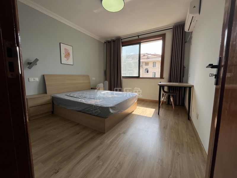 阳光花城同景苑14001357卧室图4