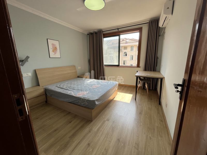 阳光花城同景苑14001357卧室图3