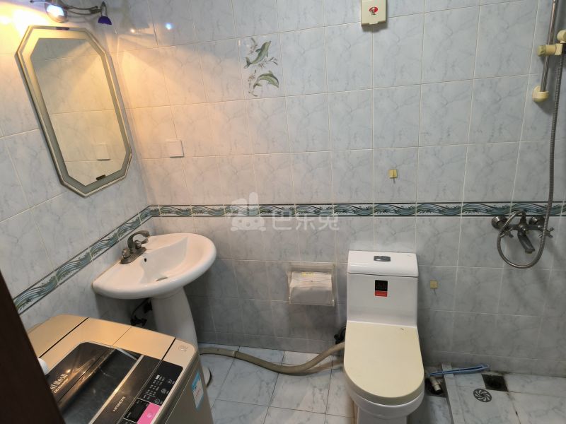 富锦苑14007528卫生间图14