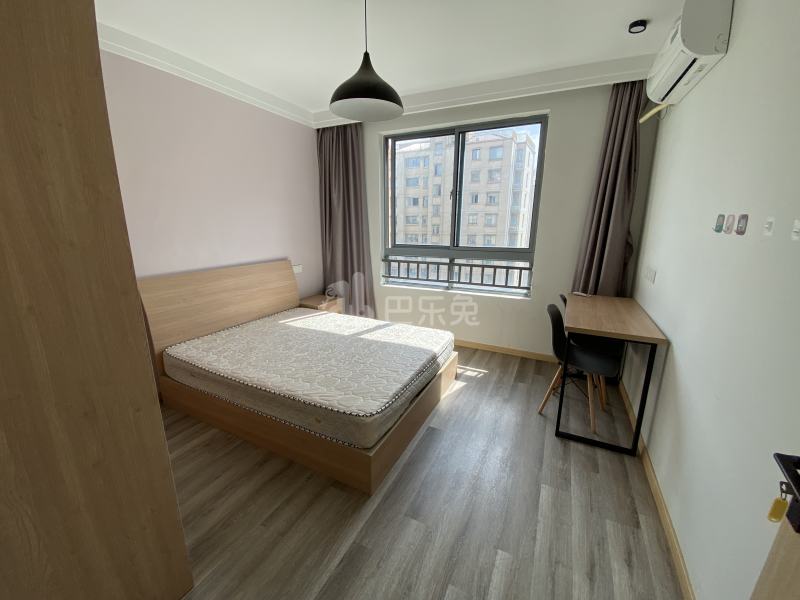 唐丰苑14018317客厅图4